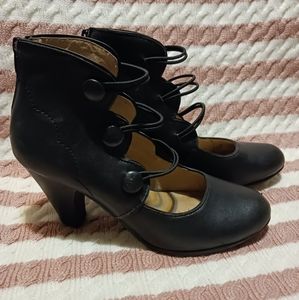 Miz Mooz Black heels